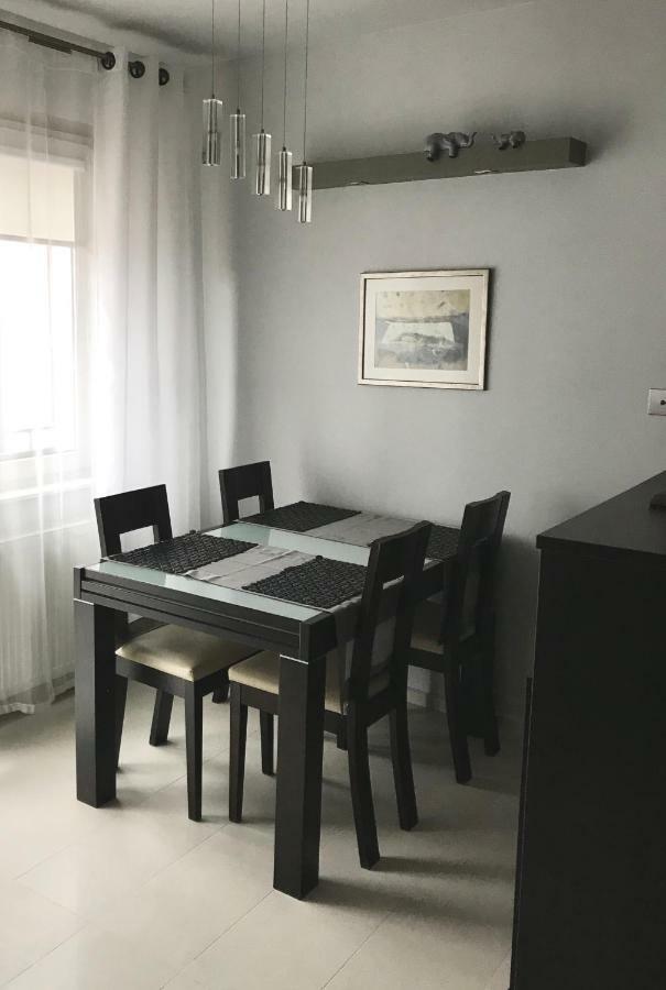 Przystanek Sanok Apartament W Scislym Centrum Eksteriør billede